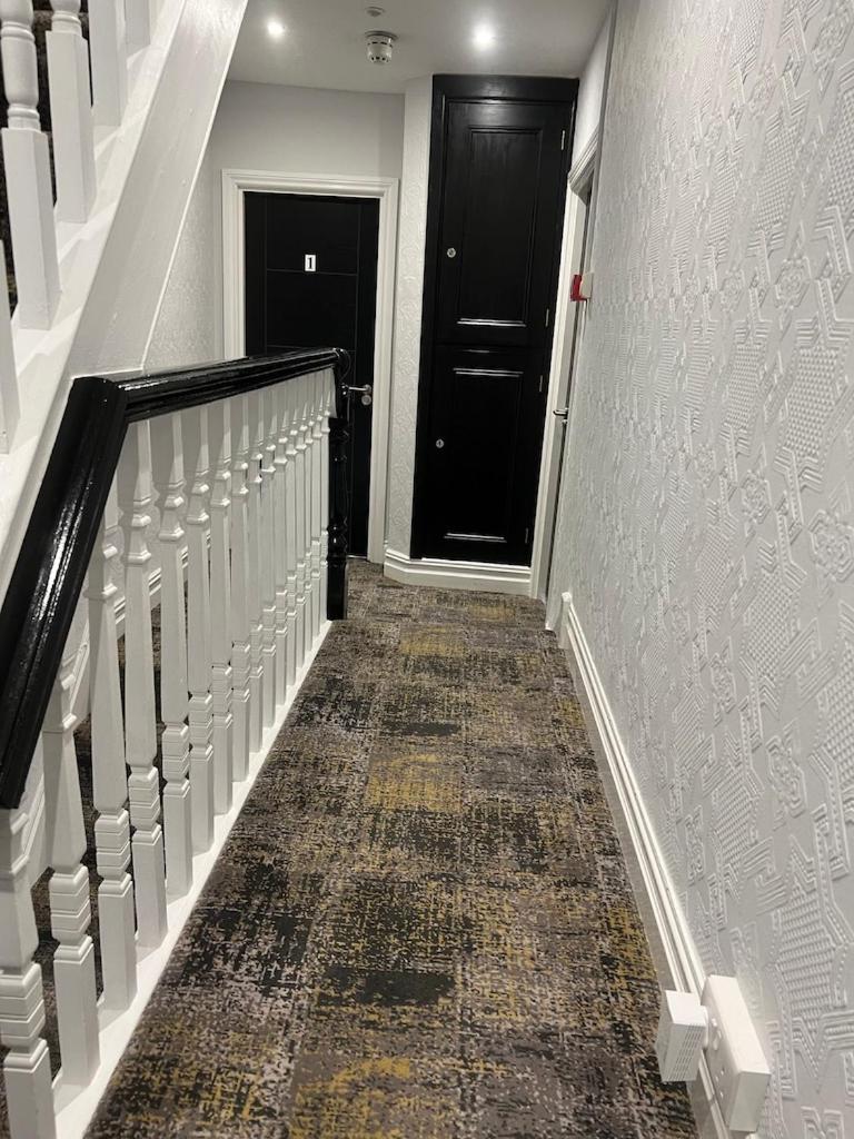 Brynhyfryd Guest House Cardigan Εξωτερικό φωτογραφία